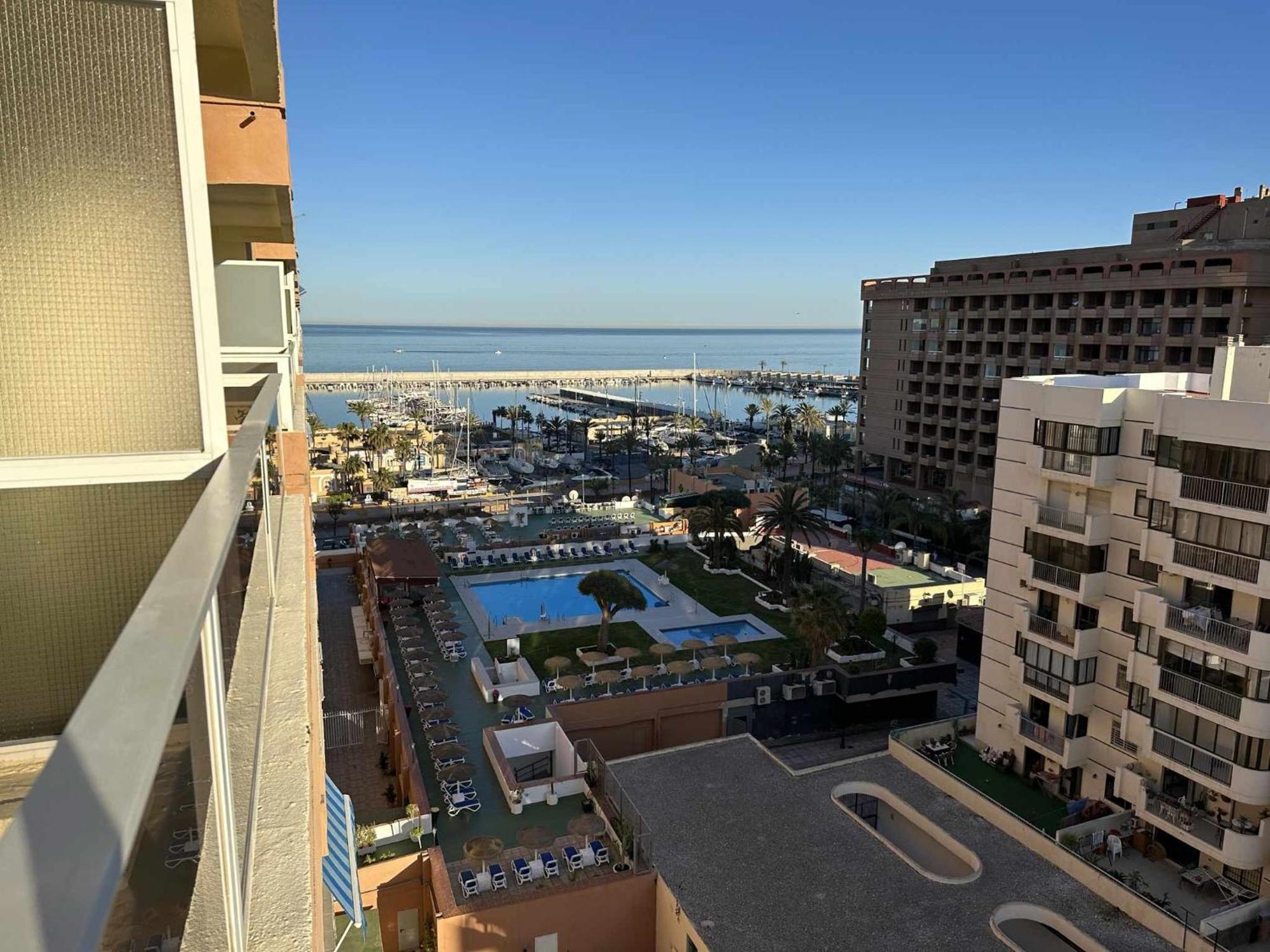 Estudio Pyr Privado Frente Al Puerto De Fuengirola Exterior photo