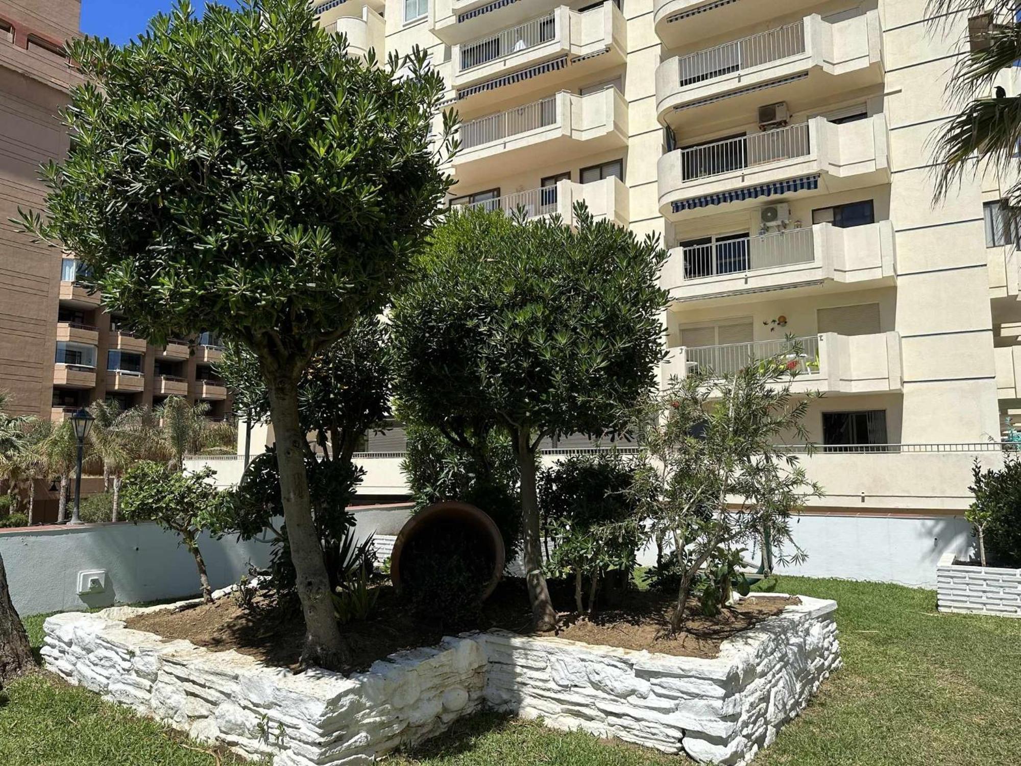 Estudio Pyr Privado Frente Al Puerto De Fuengirola Exterior photo